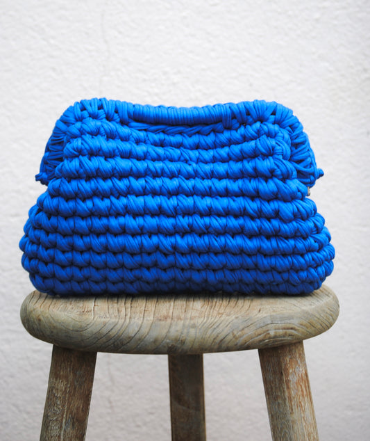 VOLTERRA azul klein